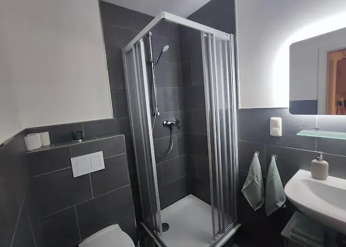 Elegantes 3-schlafzimmer-nest 아파트 *